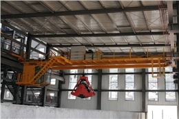 抓斗起重機(jī)在抓取貨品時(shí)有何優(yōu)勢(shì)