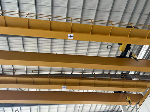 起重機(jī)中緩沖器起到的作用