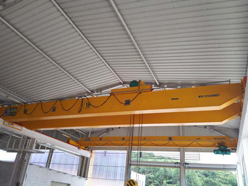 起重機(jī)在吊裝作業(yè)時的要求